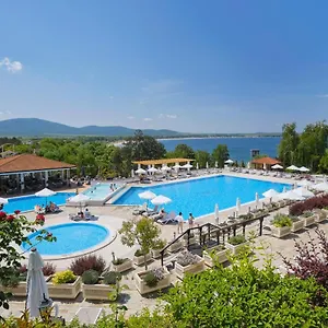 Santa Marina Village Complex