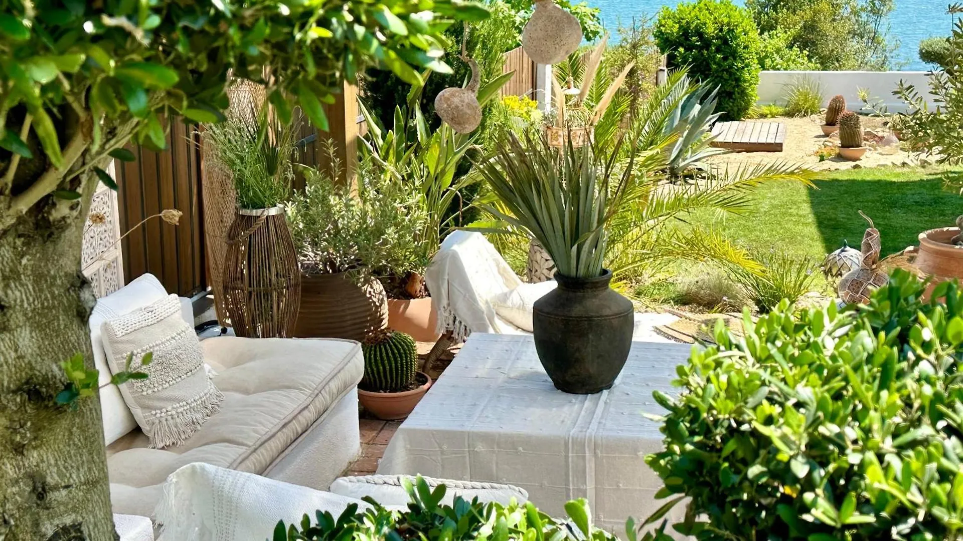 Aparthotel Casa De Oro Alma Sozopol