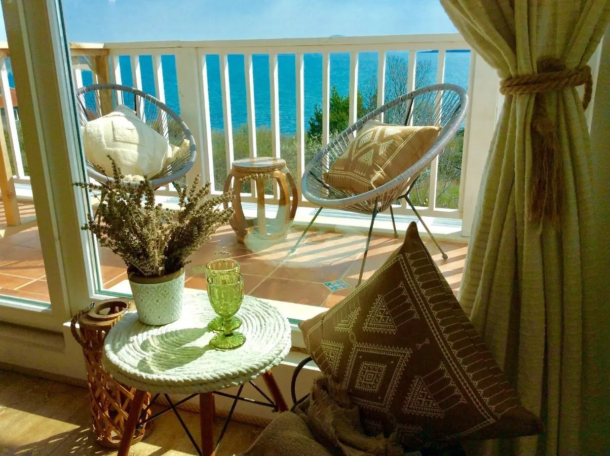 Aparthotel Casa De Oro Alma Sozopol 3*,